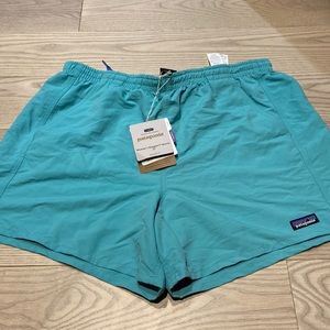 Patagonia women’s 8 inch baggies shorts new with tags